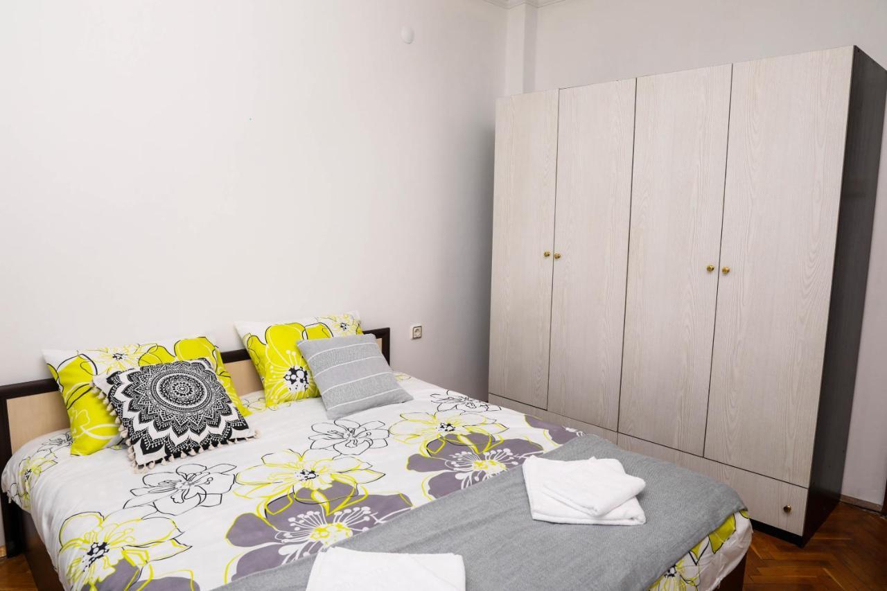 Krichim Apartments,Three-Bedroom, Large Apartment, Top Center Sofia Luaran gambar